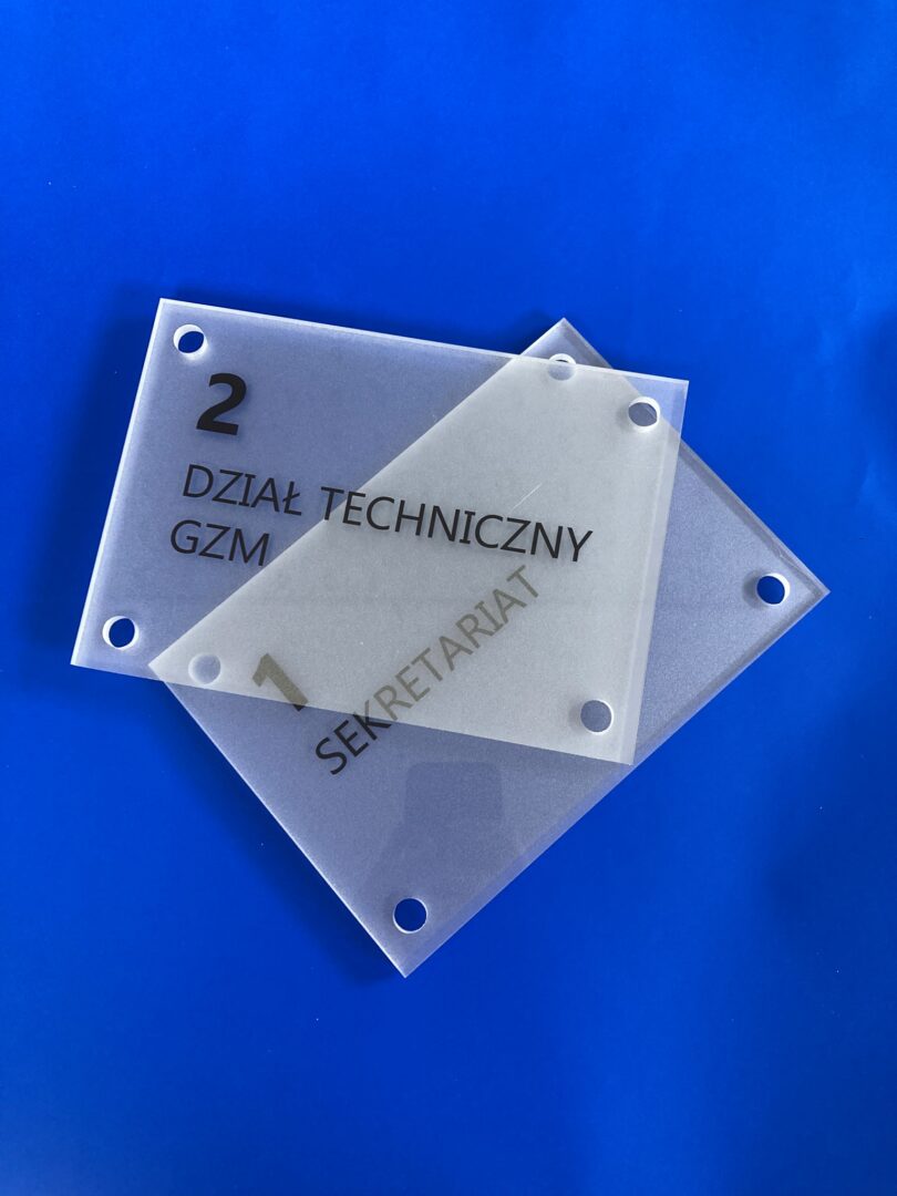 druk uv, druk na drukarce uv, druk na plexi