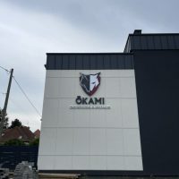 OKAMI, Kasetony reklamowe, kaseton świecący, szyld reklamowy, producent reklam Kraków