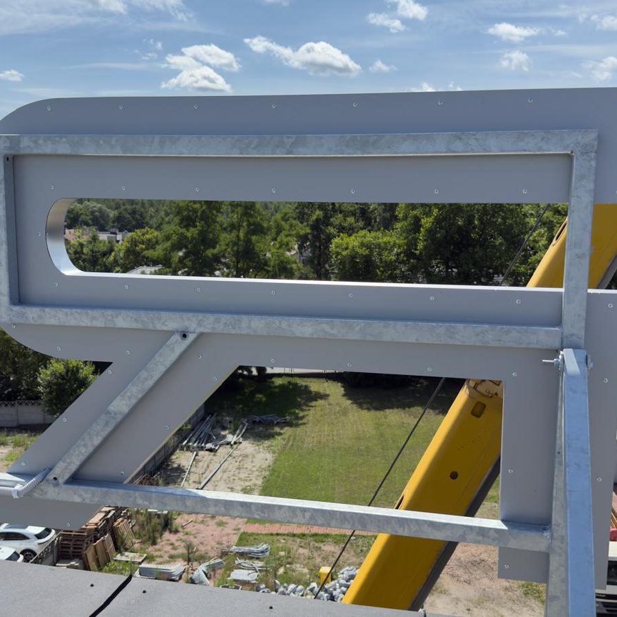 jak powstaje logo na budynku Reklamiarnia kraków